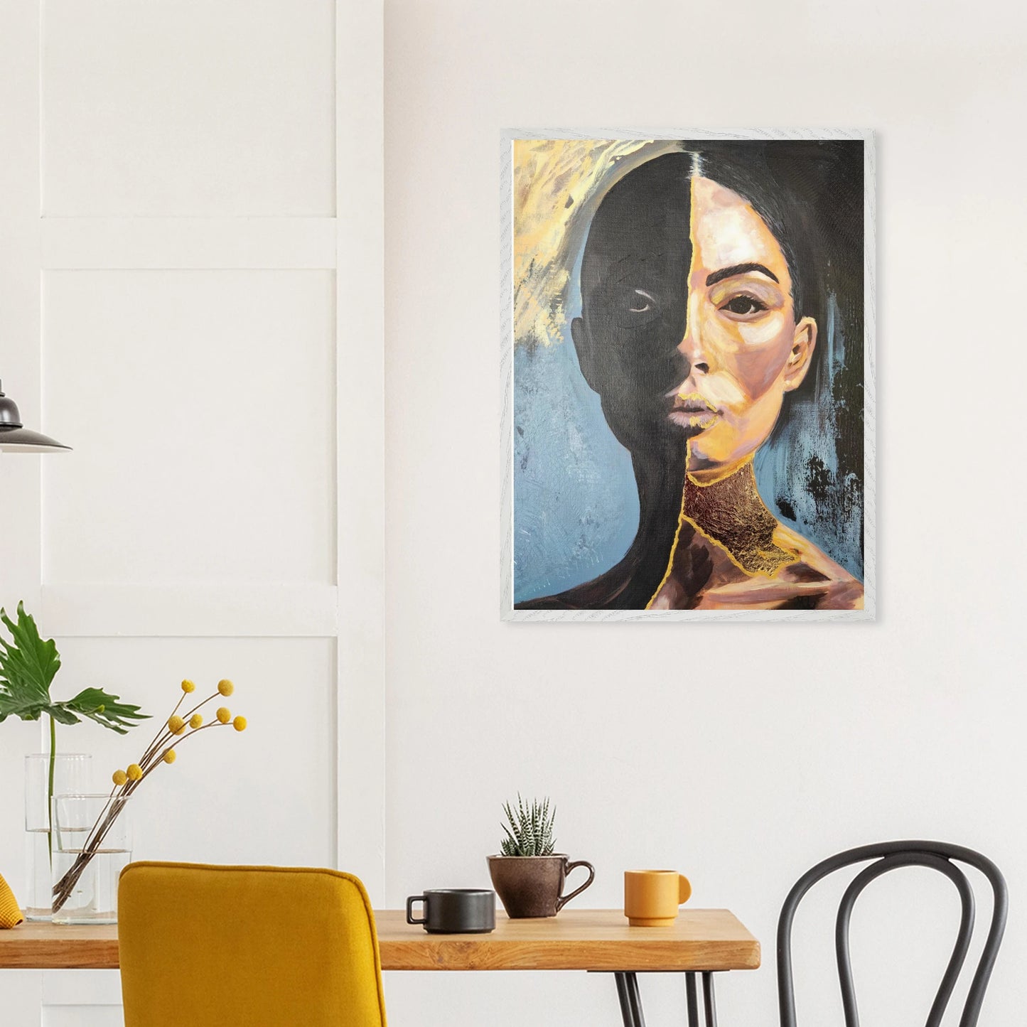 Originalgemälde Silence Is My Shield von Contemporary Artist Marika Junikajtes. Art with Soul. Series Strength Wears Black. Mixed Media (Acryl, Pouring) auf Leinwand