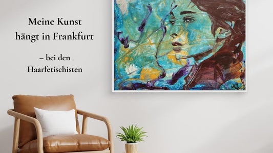 Marika Junikajtes – zeitgenössische Künstlerin aus Deutschland – mit erster öffentlicher Hängung ihrer Mixed Media Prints im Friseursalon Melanie und Salvatore – Die Haarfetischisten in Frankfurt (2025)