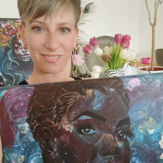 Abstraktes Mixed Media Portrait als Originalgemälde, zeitgenössische Kunst von Marika Junikajtes, Deutschland
