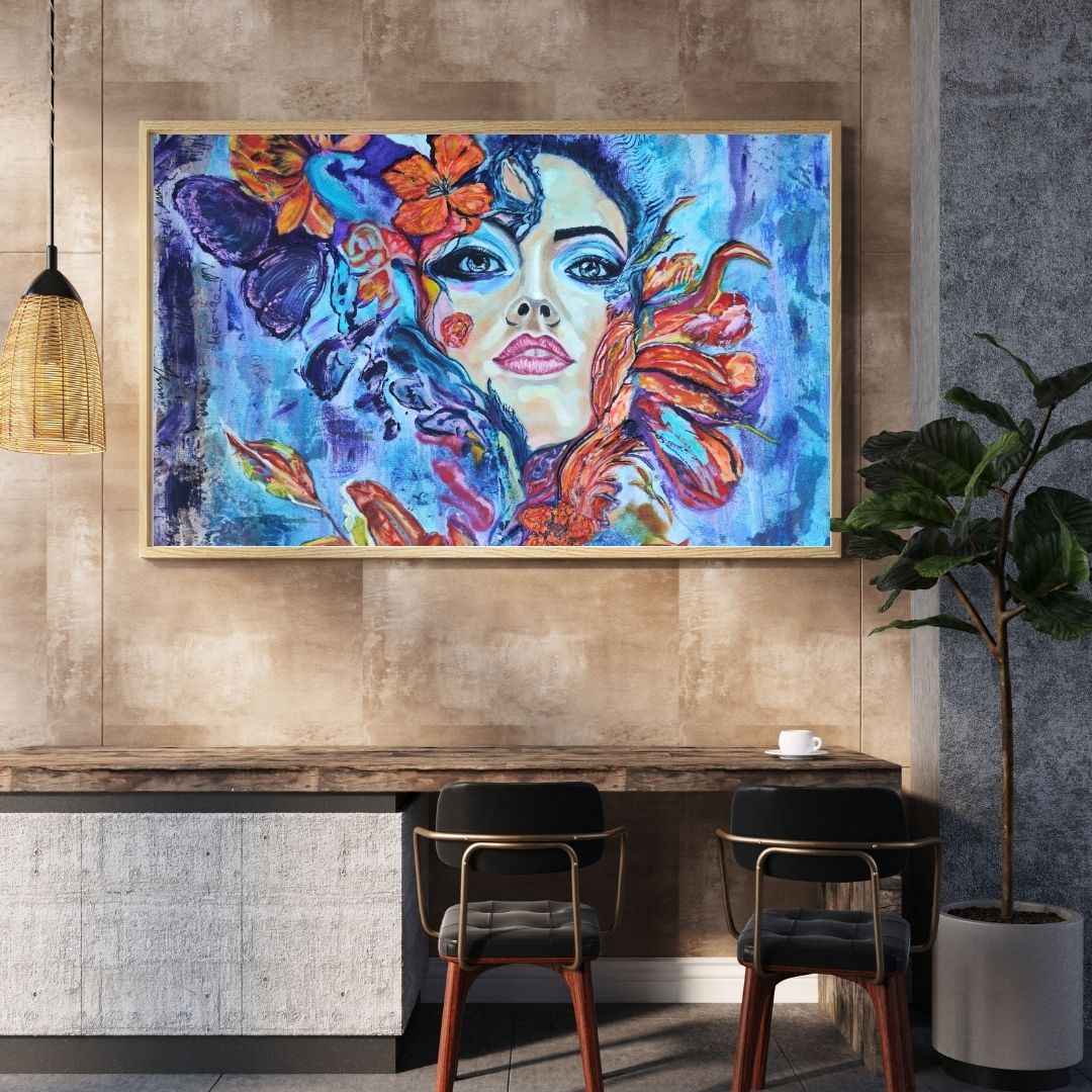 Rising Into Freedom, Gemälde der Künstlerin Marika Junikajtes in Blautönen hängt in einem modernen, stilvoll eingerichteten Büro an einer hellen Wand. 