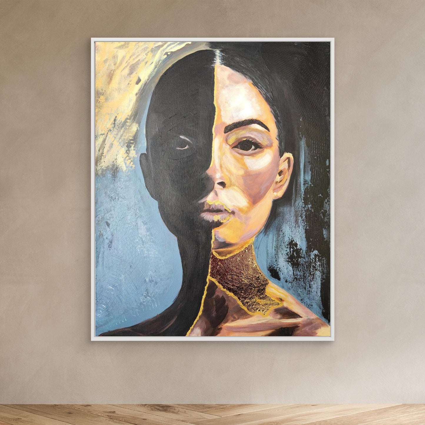 Abstraktes Mixed Media Kintsugi Portrait als Originalgemälde, zeitgenössische Kunst in Gold und Schwarz für Wohnzimmer Dekoration von Marika Junikajtes, Deutschland
