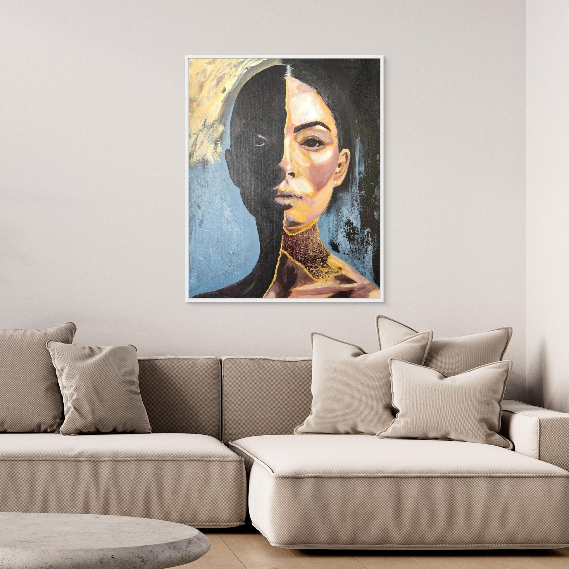 Abstraktes Mixed Media Kintsugi Portrait als Originalgemälde, zeitgenössische Kunst in Gold und Schwarz für Wohnzimmer Dekoration von Marika Junikajtes, Deutschland
