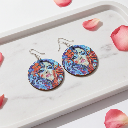 Designer Holz Ohrringe Rising Into Freedom