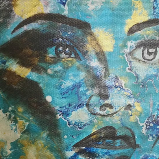 Abstraktes Mixed Media Portrait als Originalgemälde, zeitgenössische Kunst von Marika Junikajtes, Deutschland
